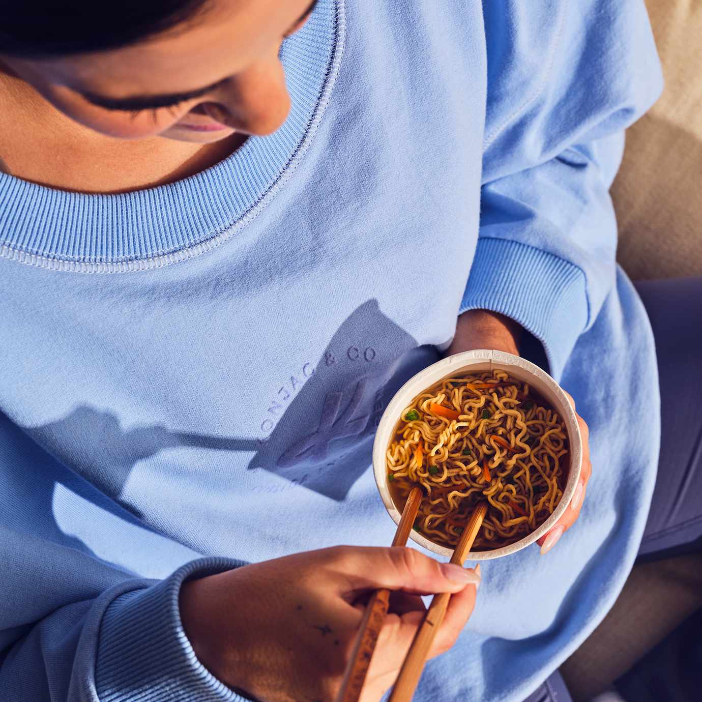 Ramen de Konjac | 6-Pack Cups | Sabor Carne Picante